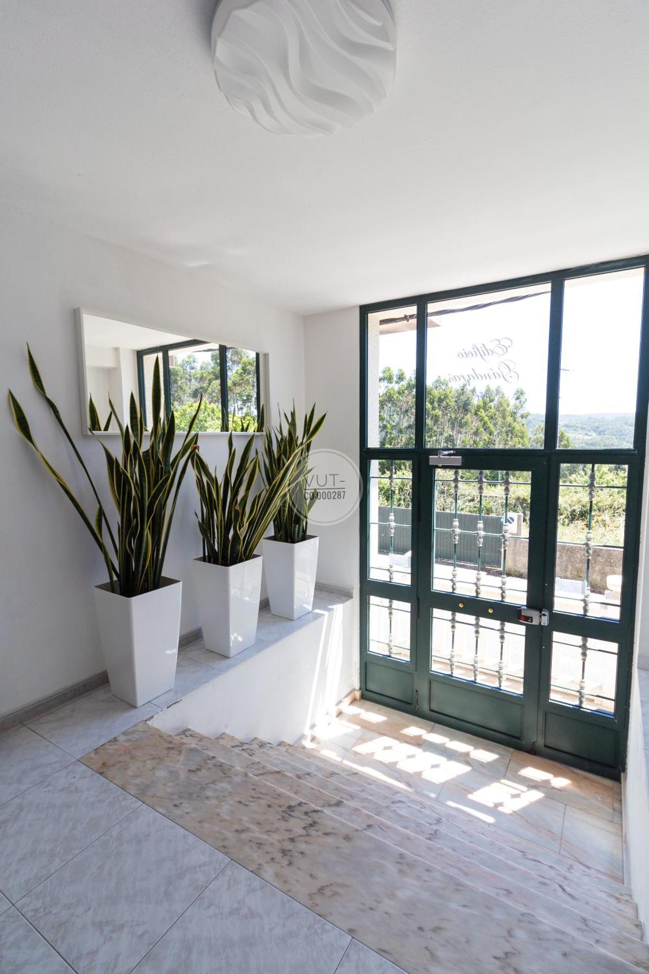 Apartamento Costero Ubicado En Sardineiro Estorde Luaran gambar